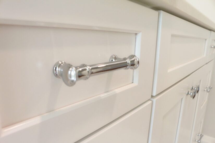 bathroom fixtures
