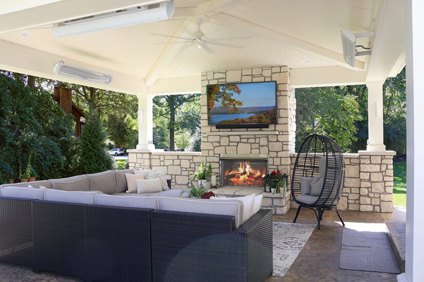 outdoor livingroom