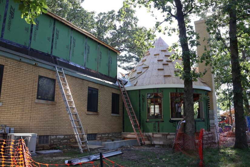 expansive addition with rotunda