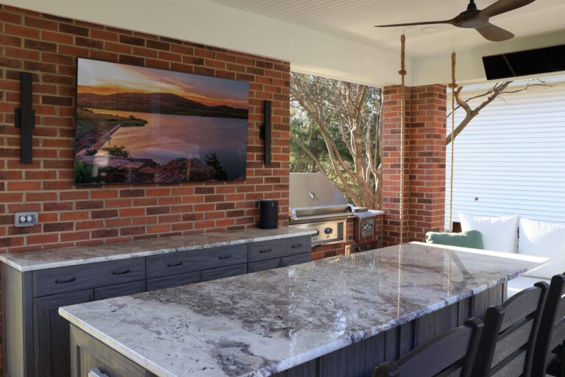 outdoor living with kitchen pavilion