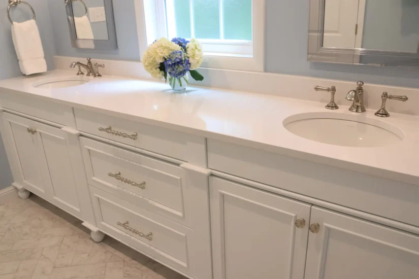 white double vanity primary bath