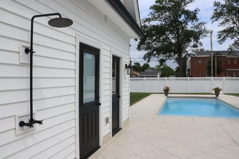 outdoor shower pool
